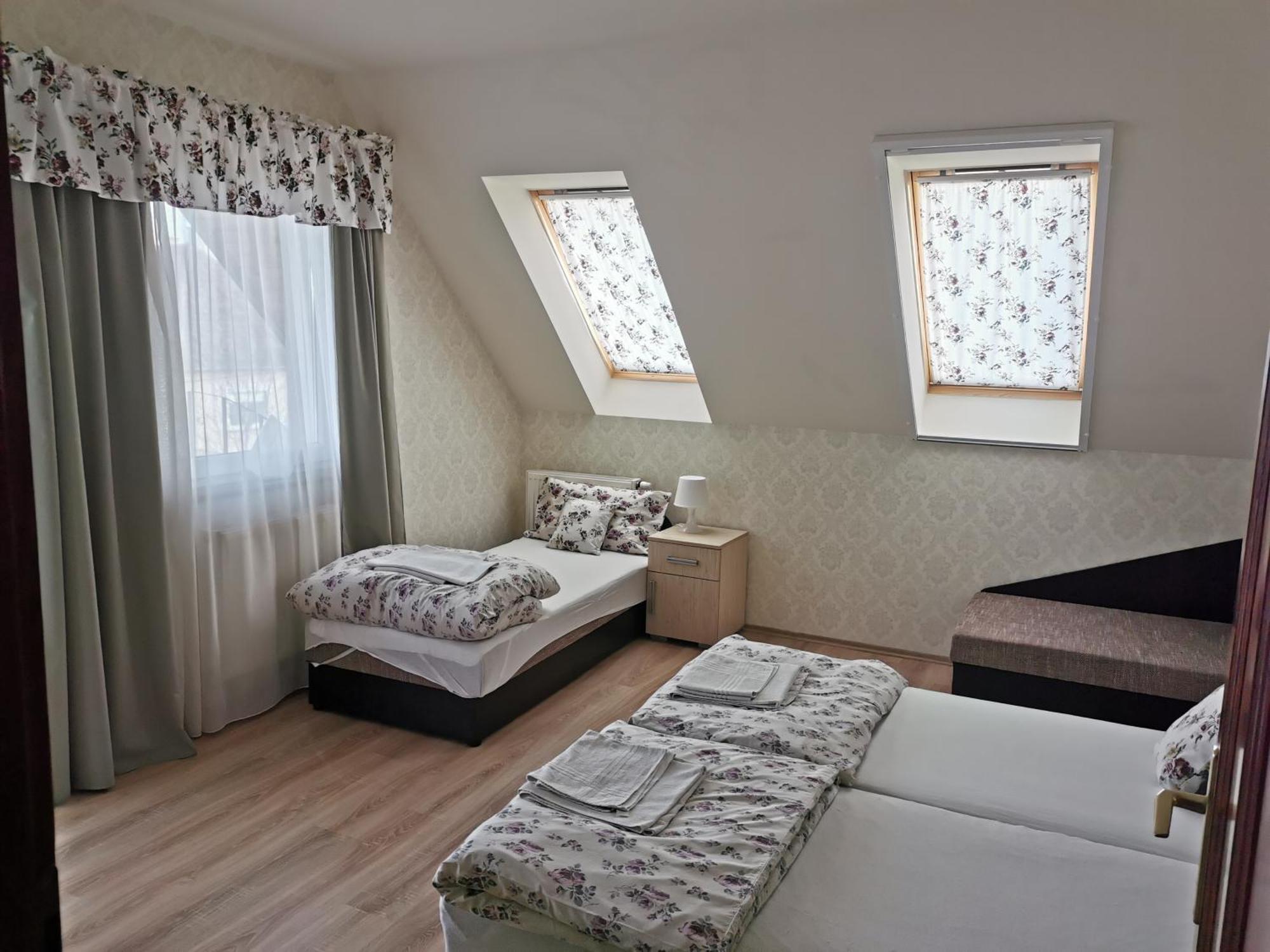 Village Garden Family Guest House Tiszakanyar Екстер'єр фото